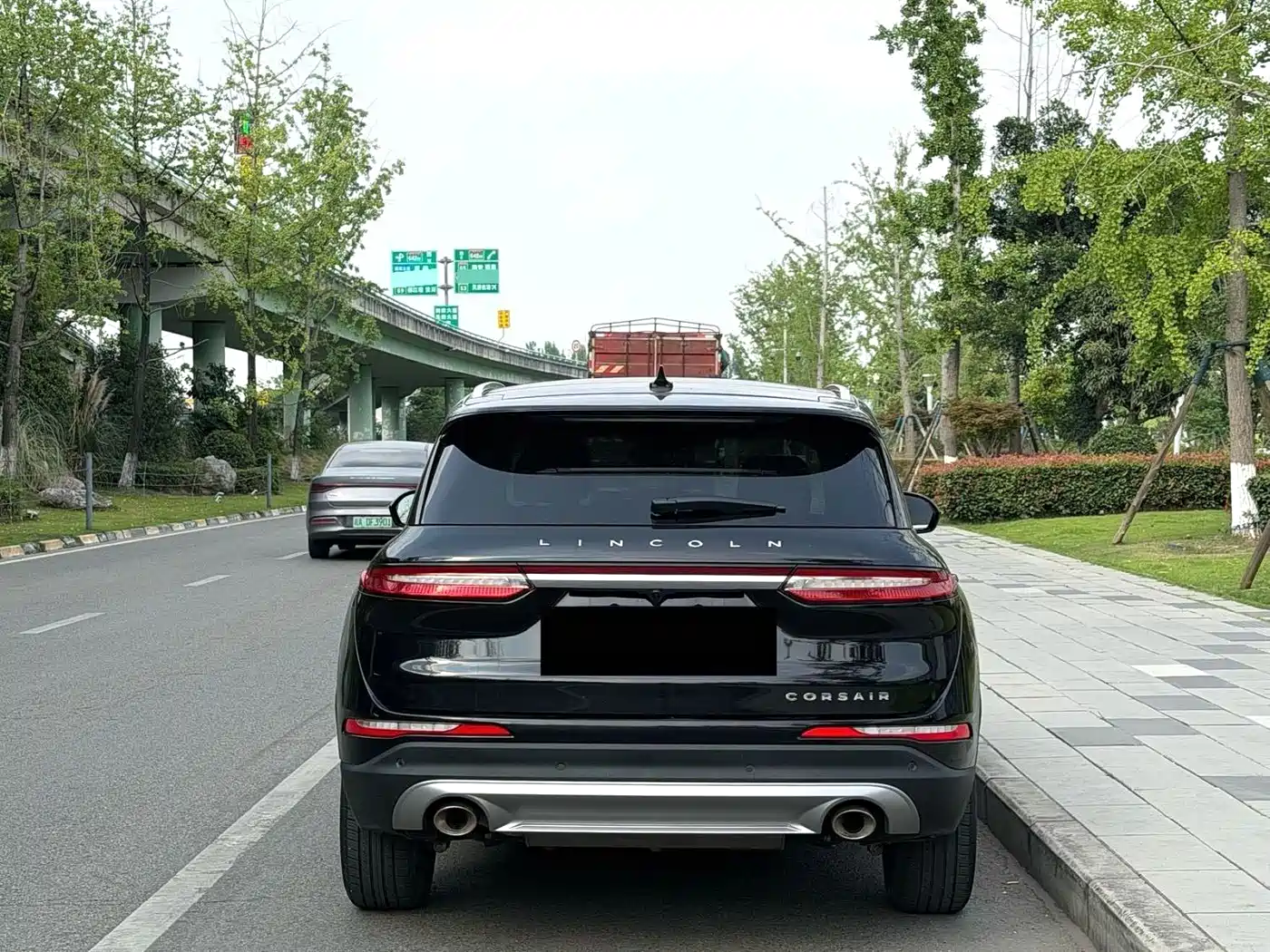 LINCOLN ADVENTURER