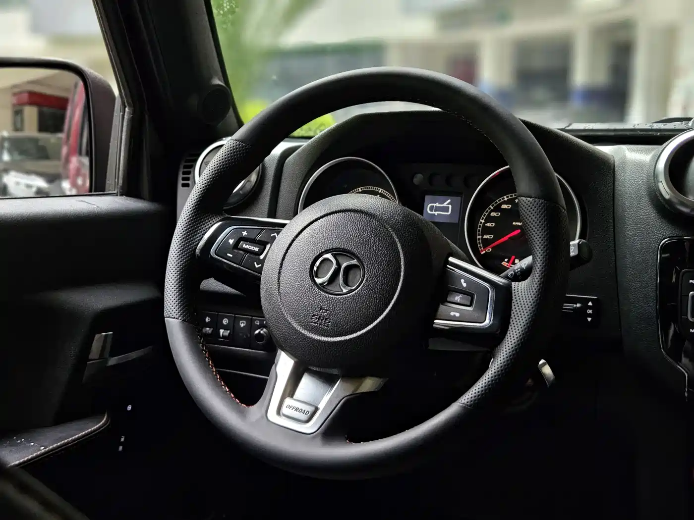 BAIC ORV Beijing Offroad BJ40 2016 Model 40L 2.3T Automatic 4WD Exclusive фото 10