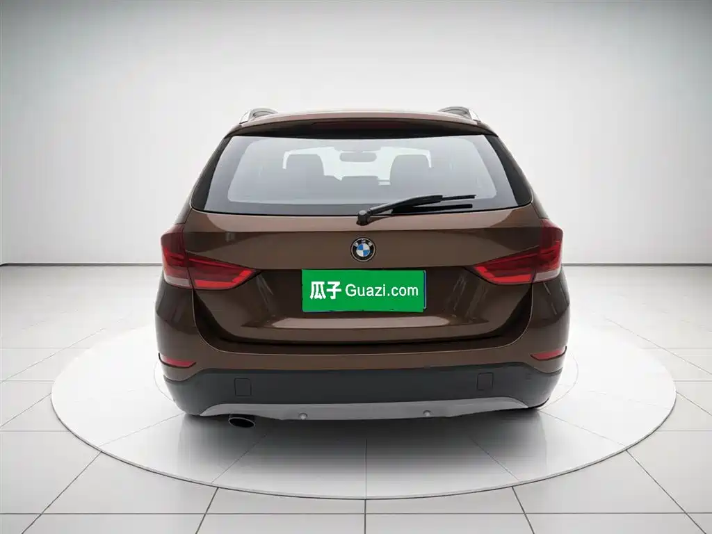 BMW X1 2013 sDrive18i Fashion фото 10