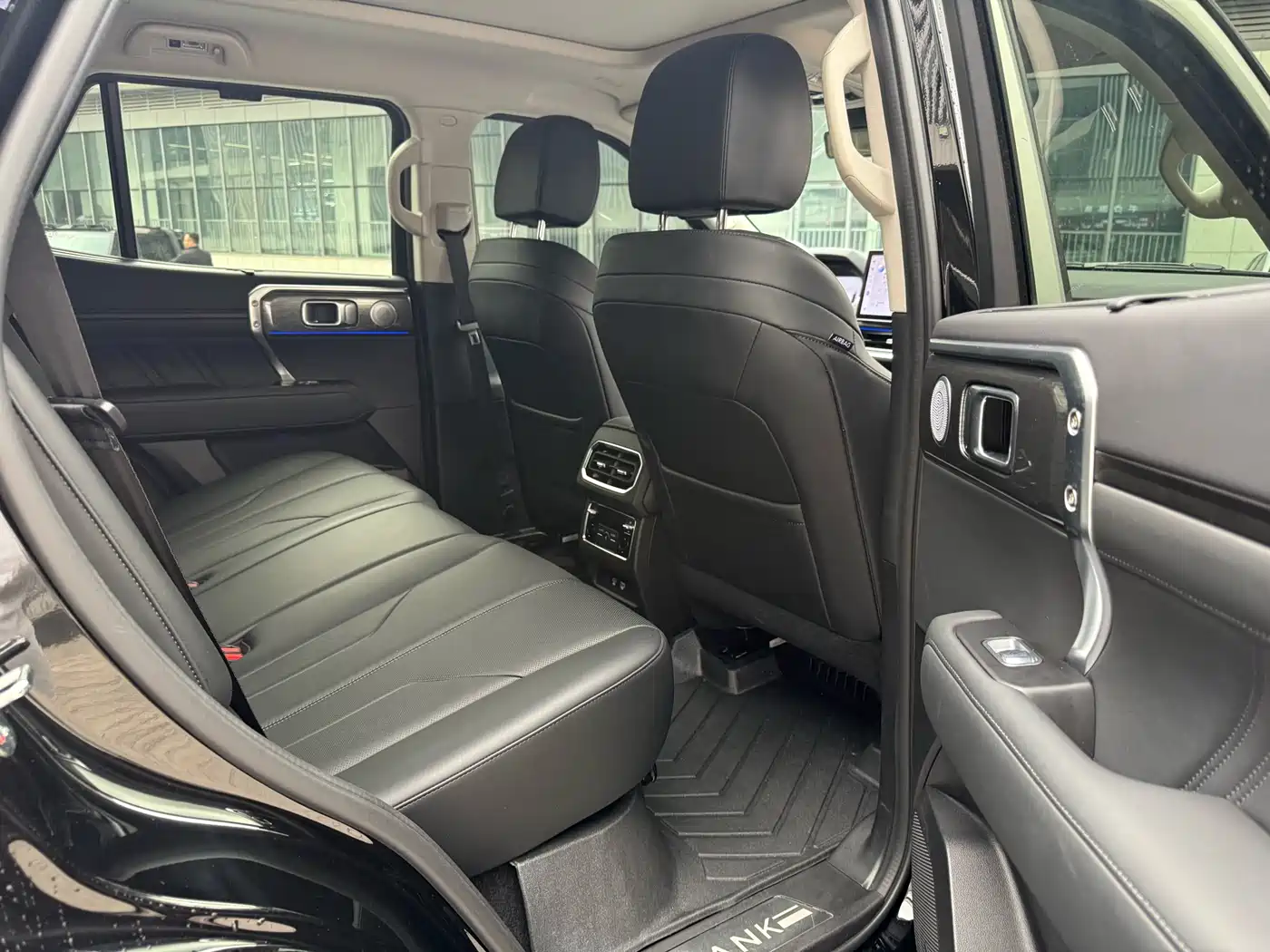 TANK TANK 400 NEW ENERGY