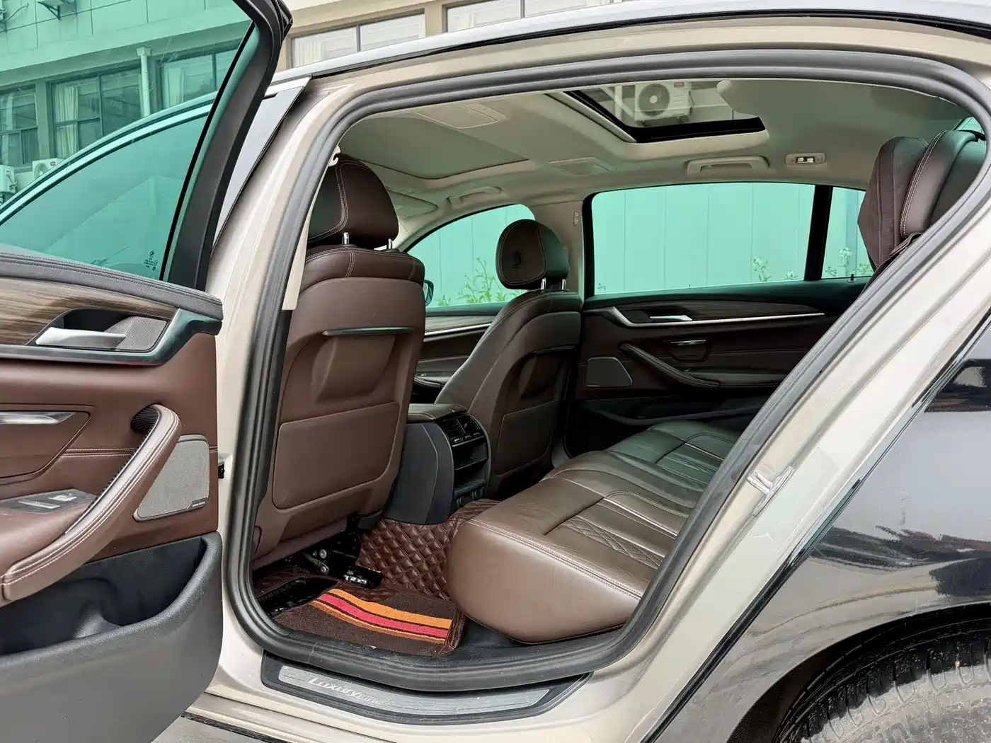 BMW 5 Series 2019 530Li Leading Luxury Package фото 12