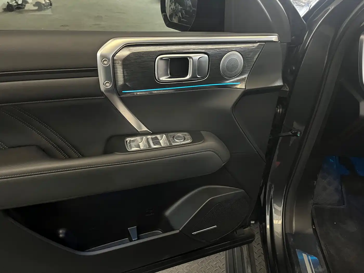 TANK TANK 400 NEW ENERGY