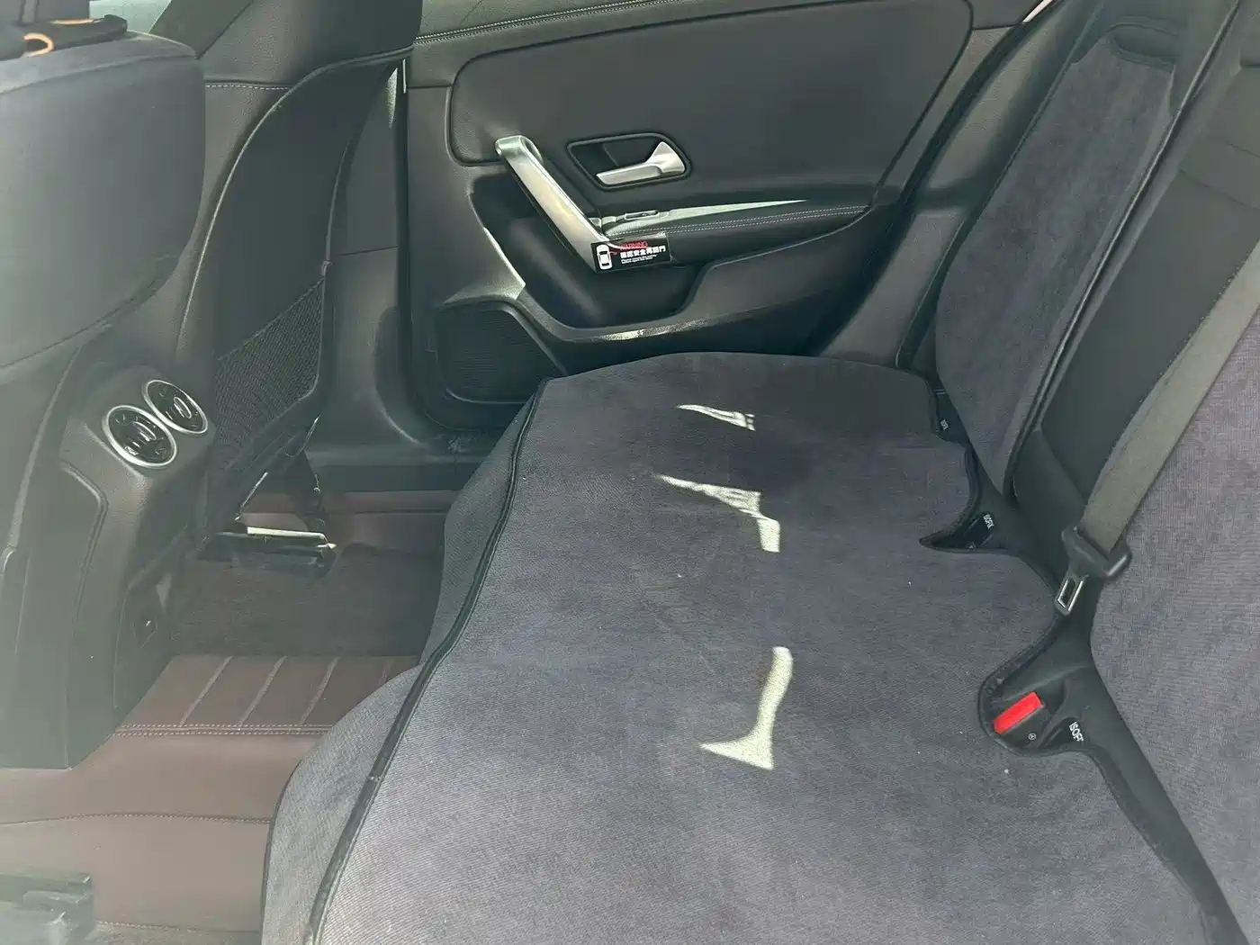 Mercedes-Benz A-Class 2022 A 200 L Sport Sedan Dynamic фото 5