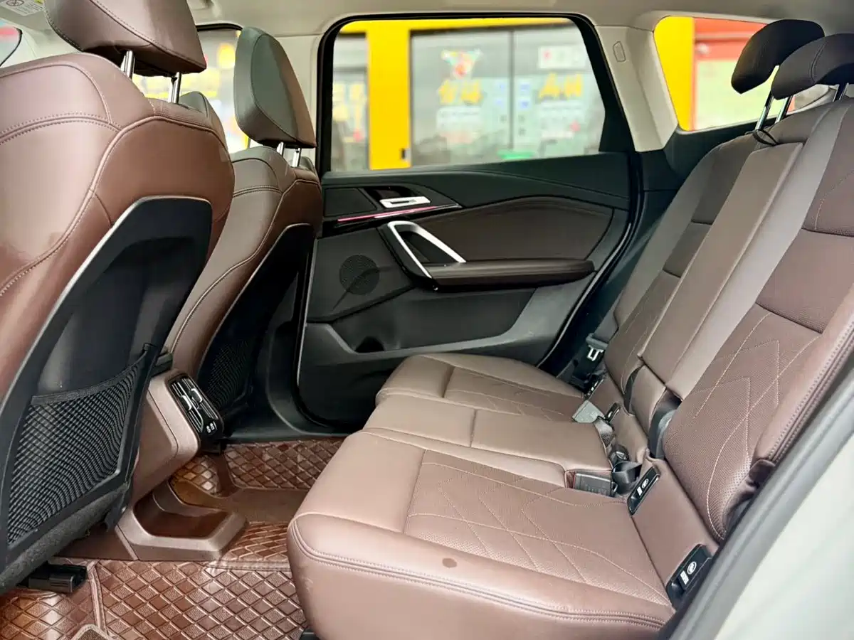 BMW X1 2023 sDrive20Li X Design Package фото 11