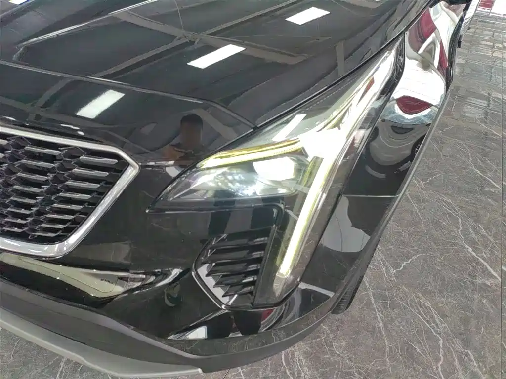Cadillac XT4 2021 28T FWD Premium Edition фото 18