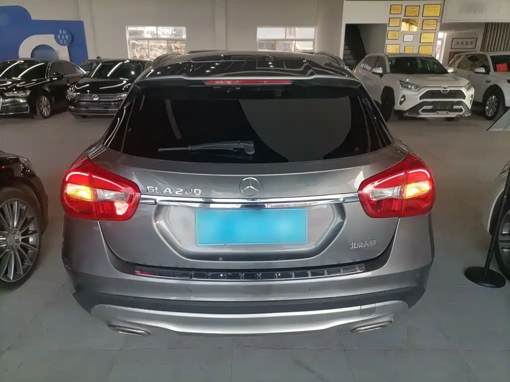 Mercedes-Benz GLA 2016 GLA 200 Dynamic фото 6