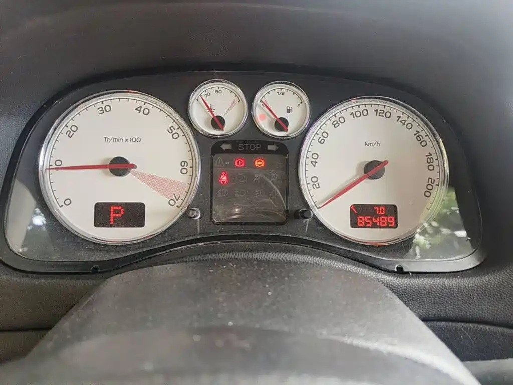Peugeot 307 2012 2012 Hatchback 1.6L Auto Comfort