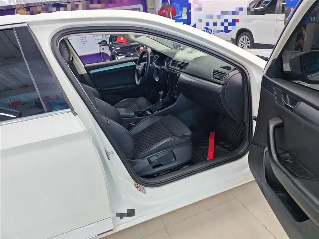 Škoda Superb 2018 TSI280 DSG Comfort (China V) фото 19