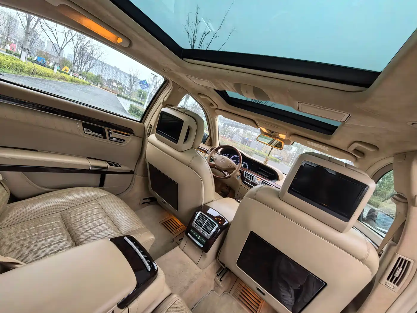 Mercedes-Benz S-Class 2010 S 600 L фото 11