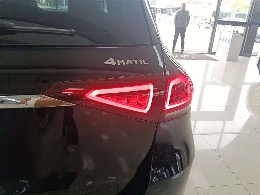 Mercedes-Benz GLE 2020 GLE 350 4MATIC Fashion фото 24