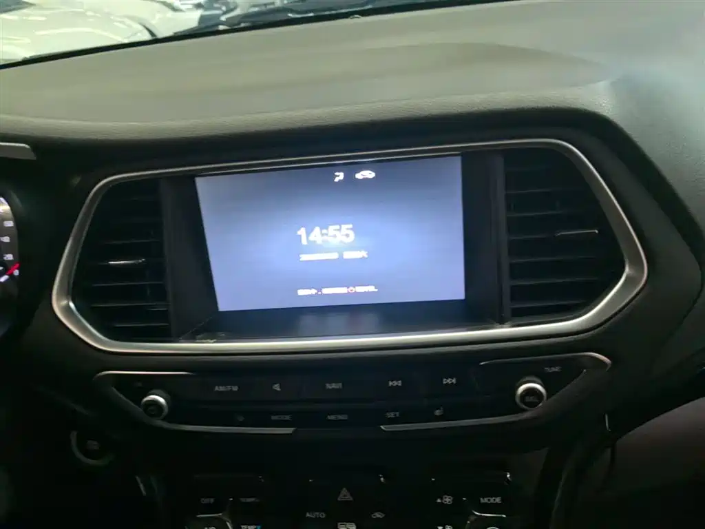 GAC Trumpchi Trumpchi GS4 2017 235T Automatic 2WD Luxury Smart Connected Edition фото 13