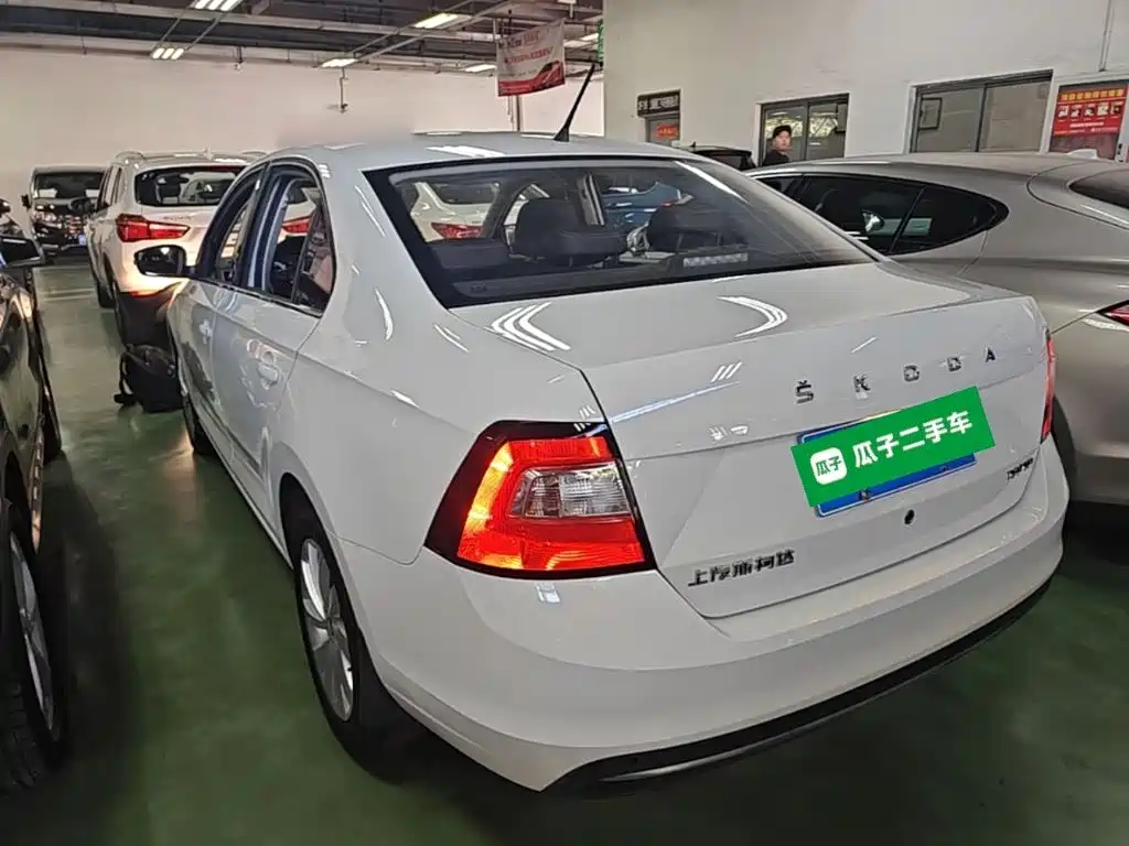 صورة 5 - Škoda Rapid