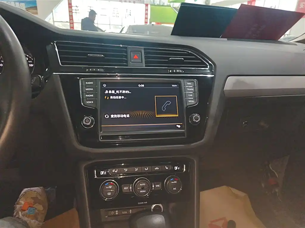Volkswagen Tiguan L 2018 330TSI Automatic 2WD Luxury Edition фото 13