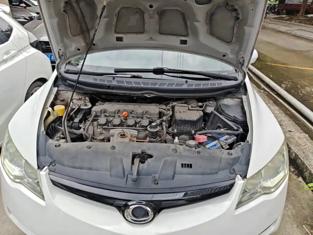CIIMO CIIMO 2016 2015 1.8L Automatic Comfort Edition