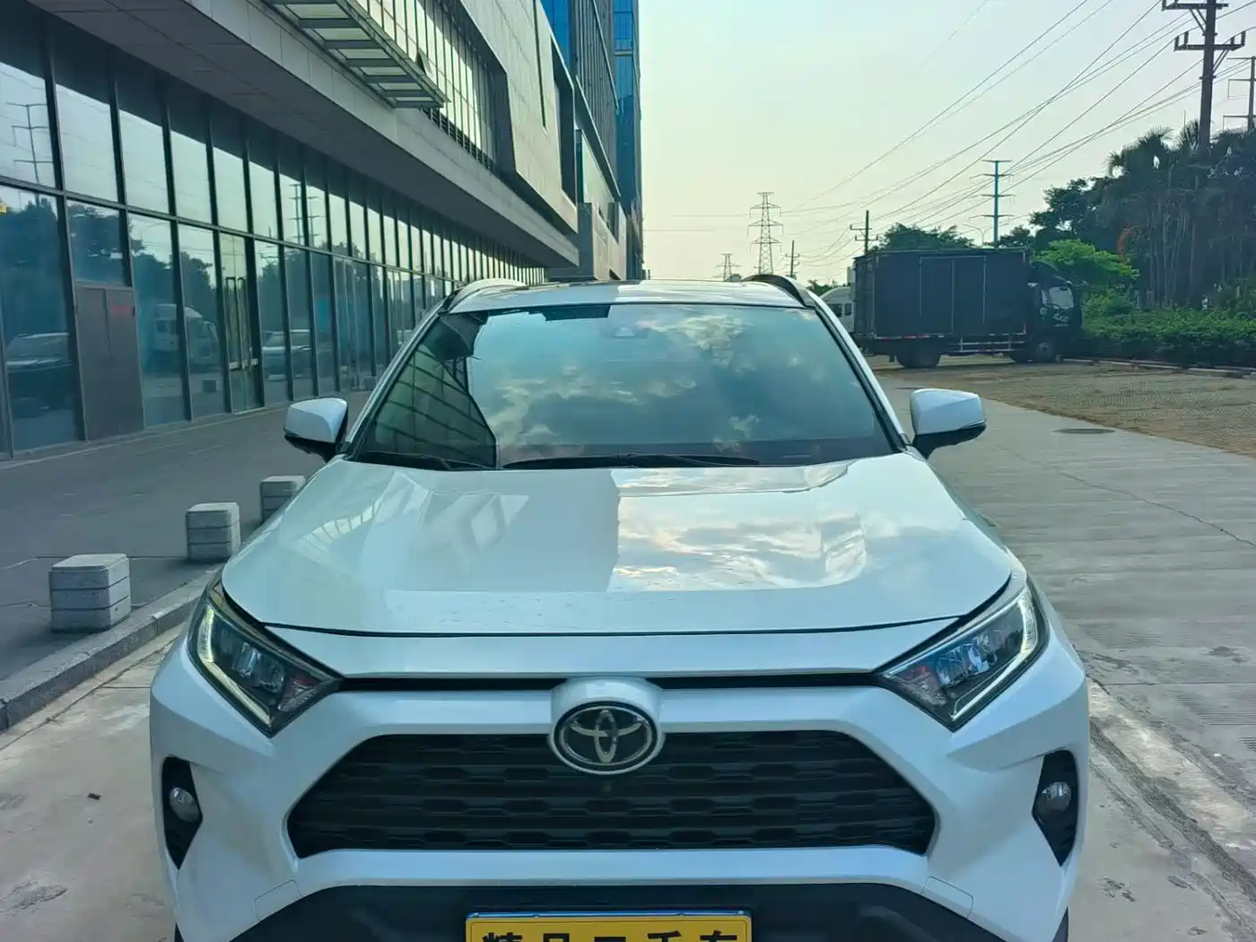 Toyota RAV4 Rongfang 2021 2.0L CVT 2WD Trend фото 2