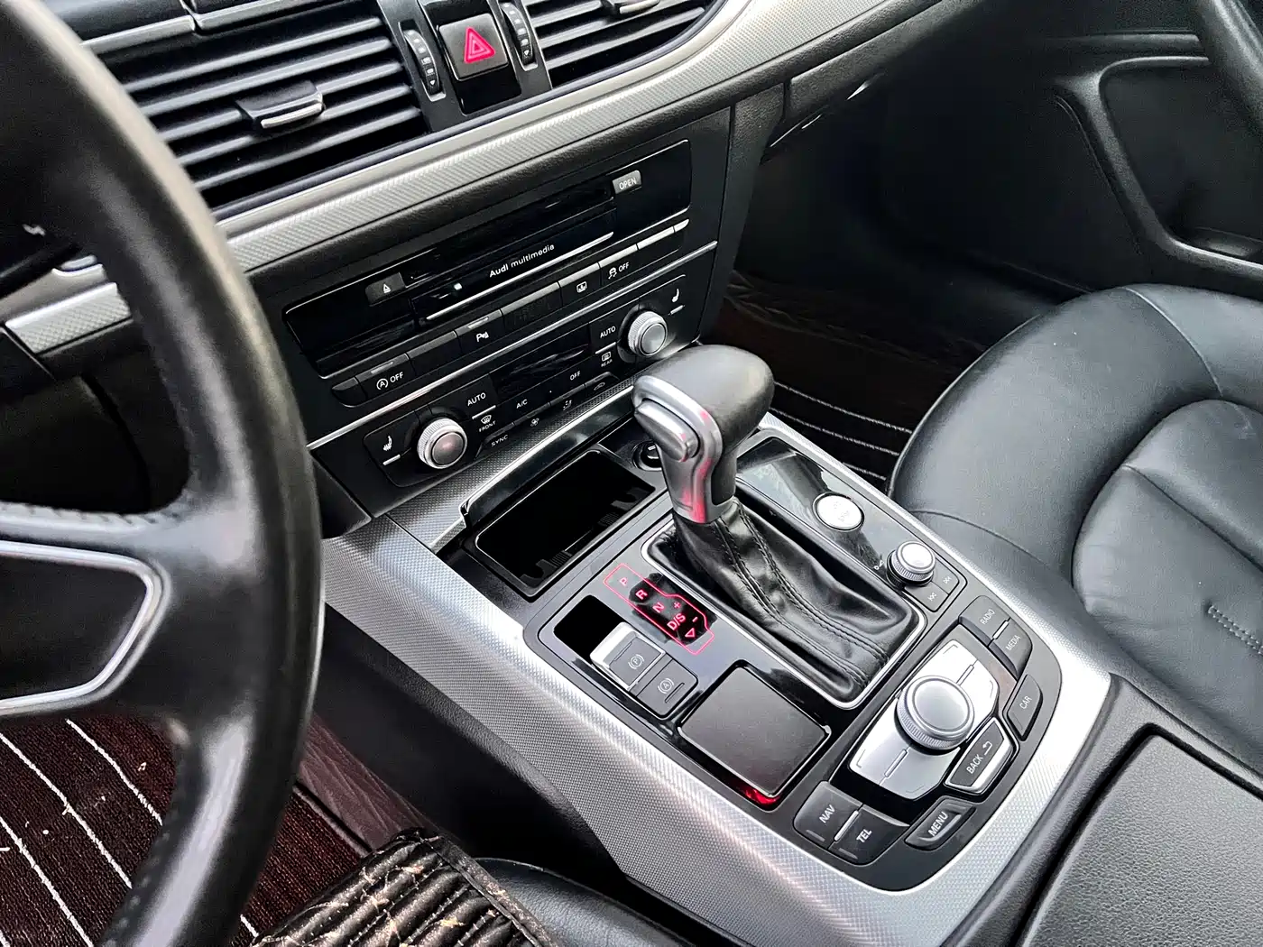 Audi A6L 2015 TFSI Millionth Anniversary Intelligent Leader Type фото 10