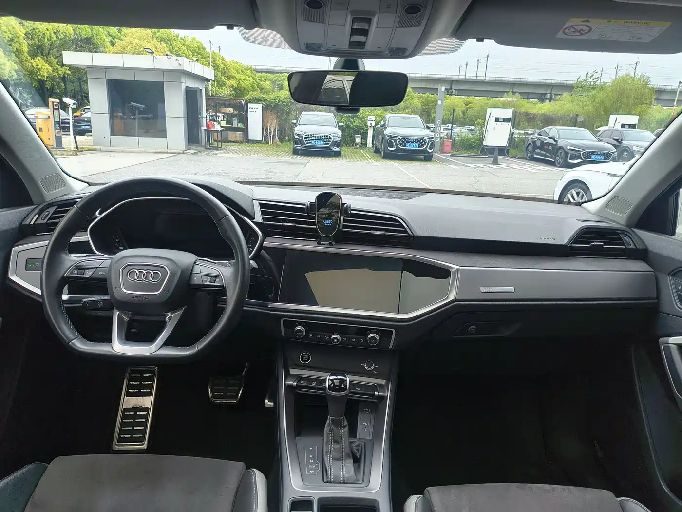 Audi Q3 2023 40 TFSI Fashion Dynamic фото 11