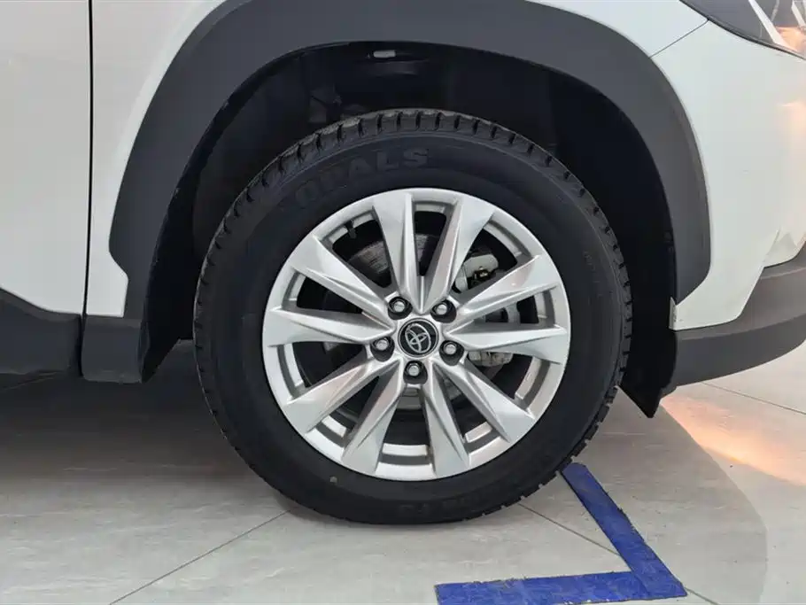 Toyota Corolla Cross 2024 2.0L Smart Hybrid Dual Engine Pioneer Edition фото 6