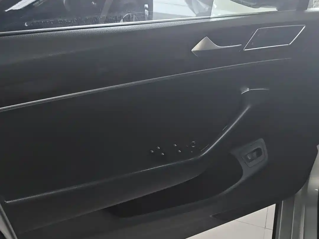 Volkswagen Magotan 2018 330TSI DSG Leading фото 7