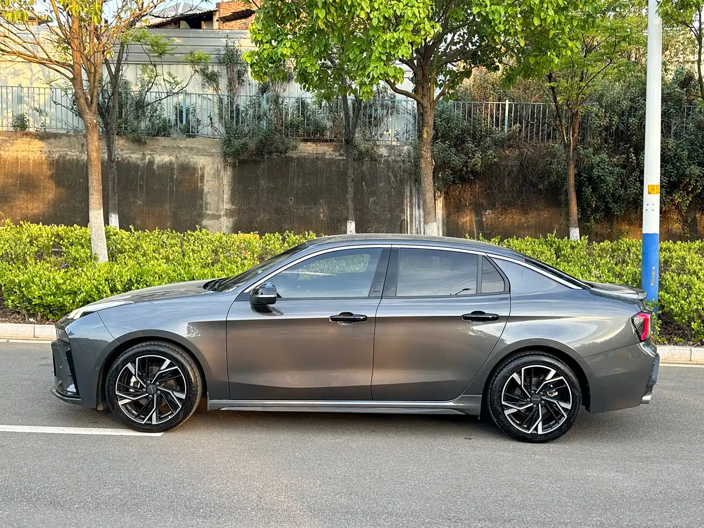 Lynk & Co 03 2023 2.0TD DCT Power Halo фото 3