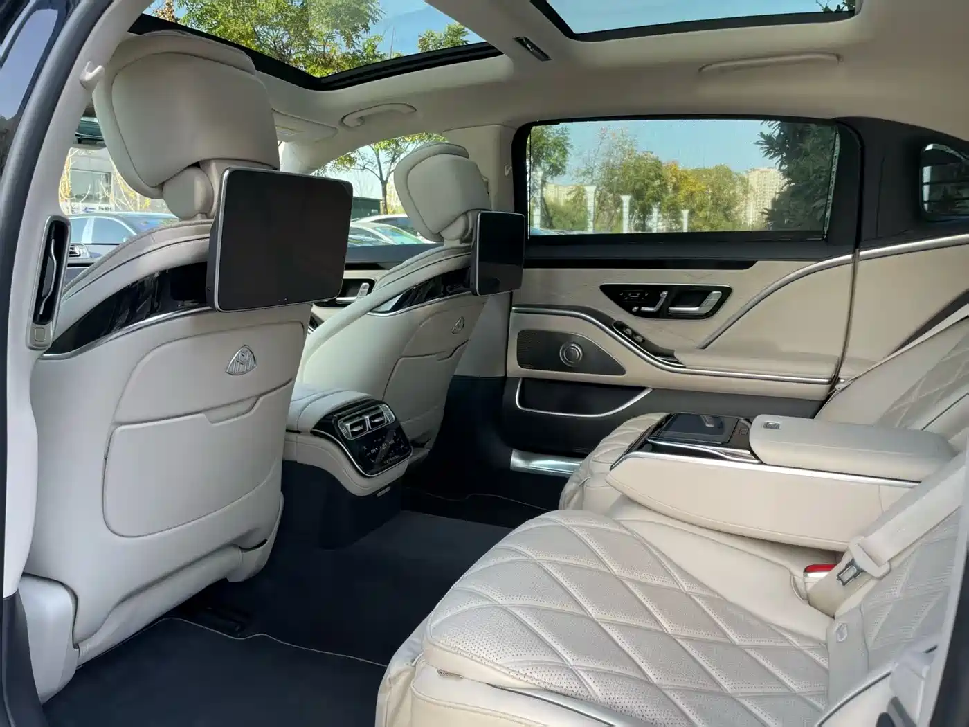 Mercedes-Benz Maybach S-Class 2023 S 480 4MATIC фото 4