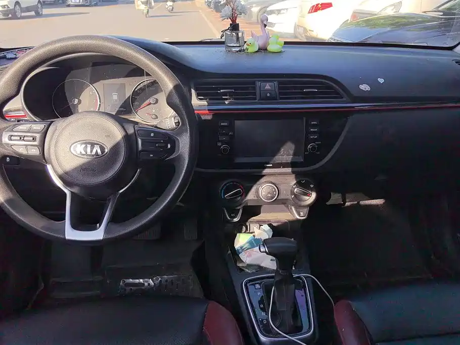 Kia KX CROSS 2017 1.4L AT GLS фото 12