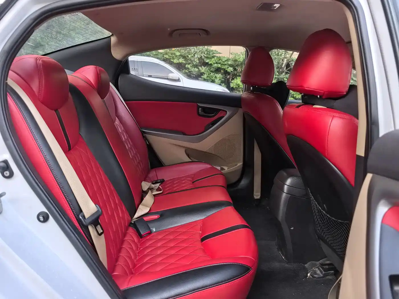 Hyundai Langdong 2013 1.6L Automatic Leading фото 9