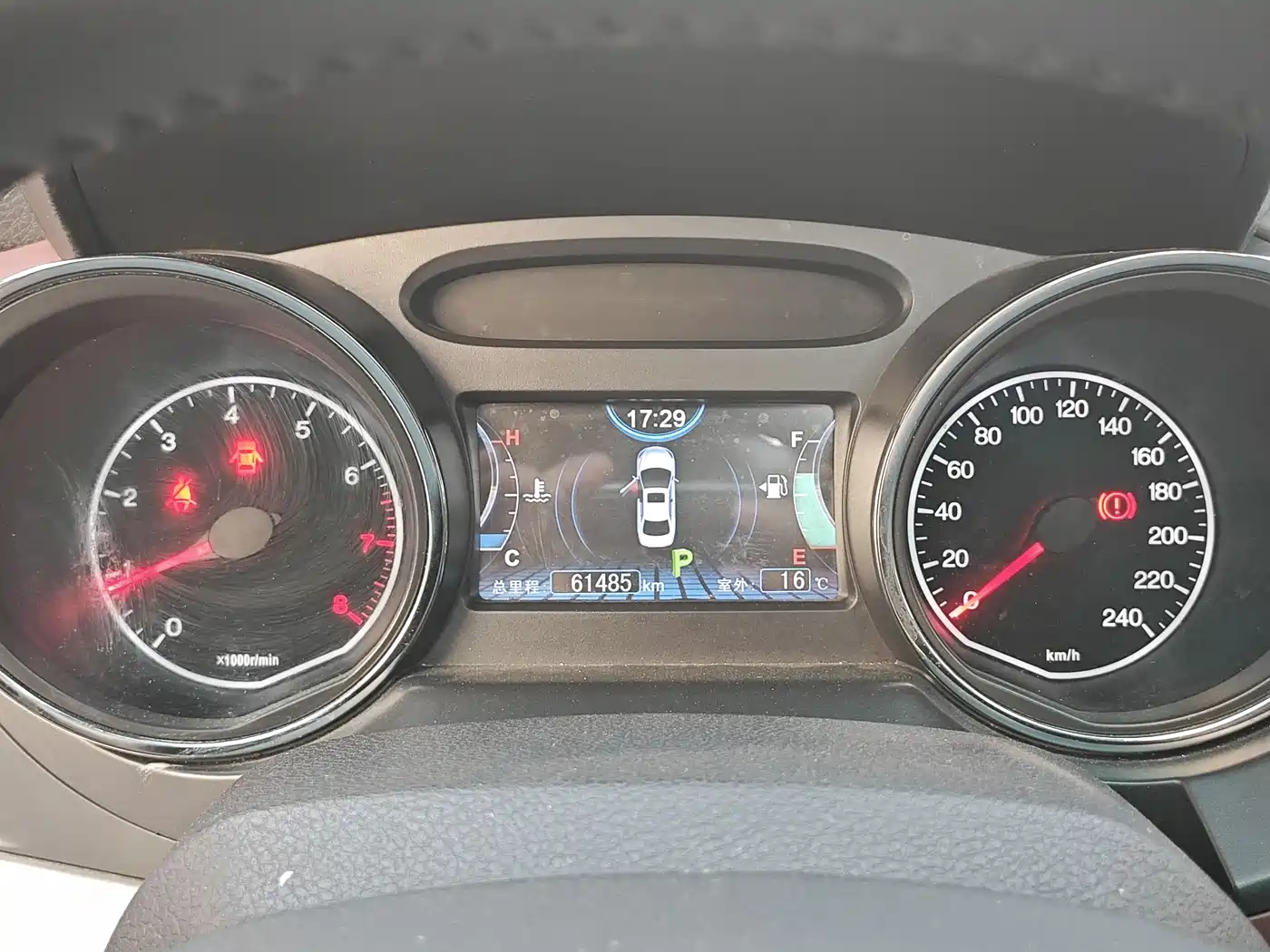BYD G5 2014 1.5TID Automatic Premium фото 12