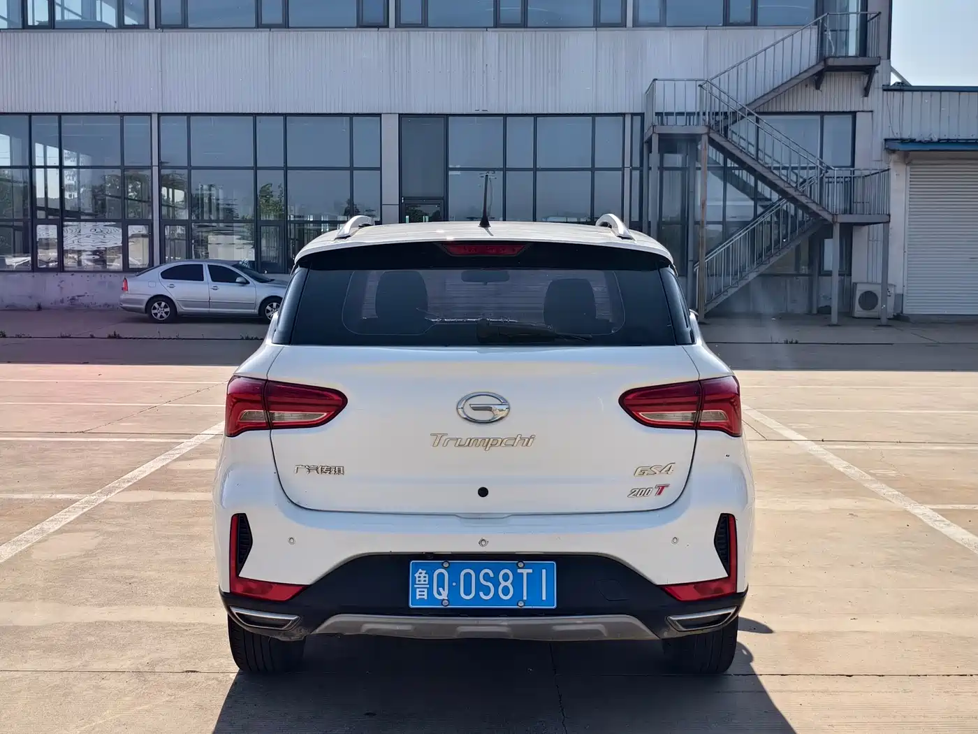 GAC Trumpchi Trumpchi GS4 2018 200T G-DCT 2WD Elite Edition фото 5