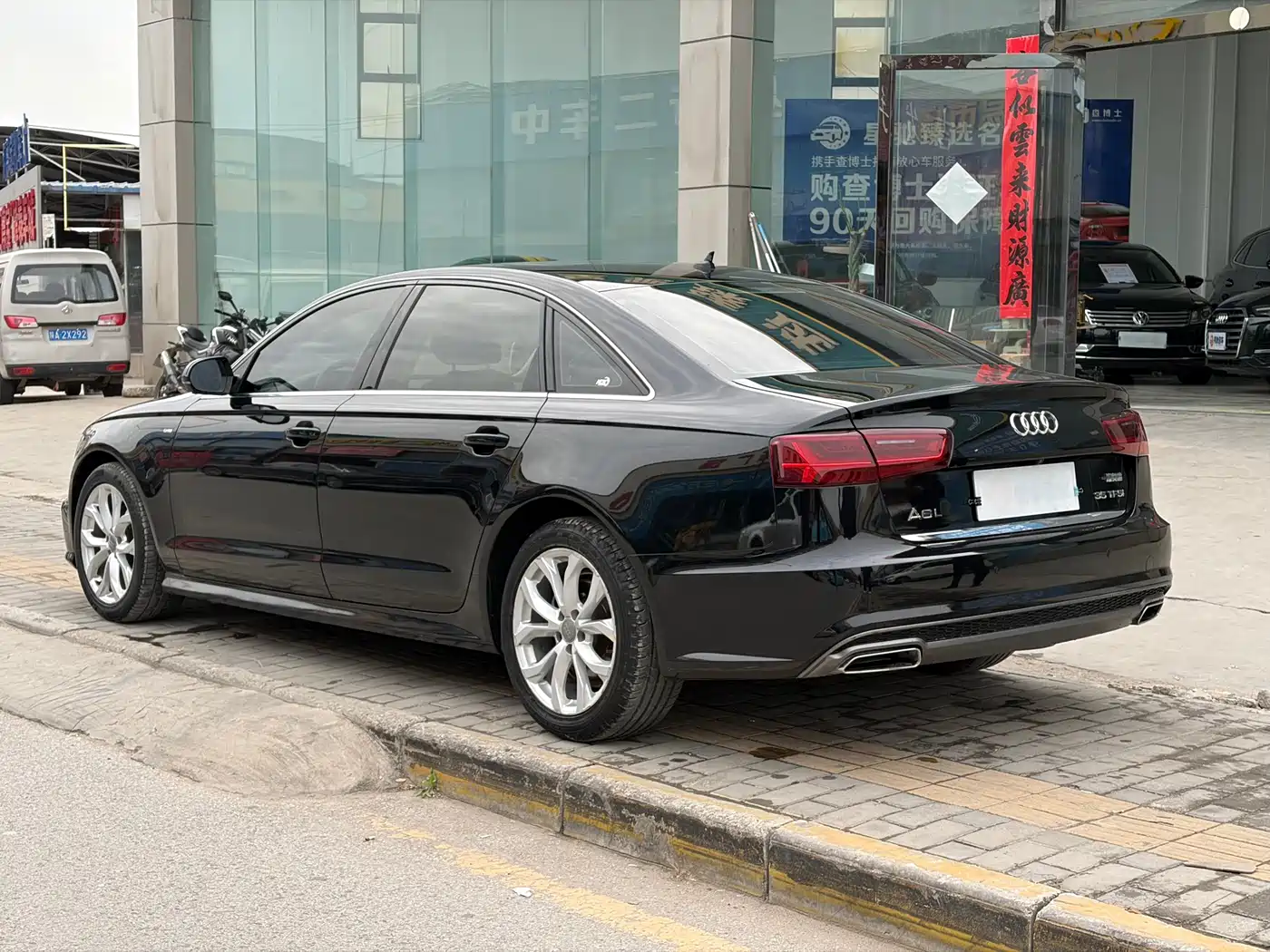 Audi A6L 2018 30th Anniversary 35 TFSI Sport фото 14