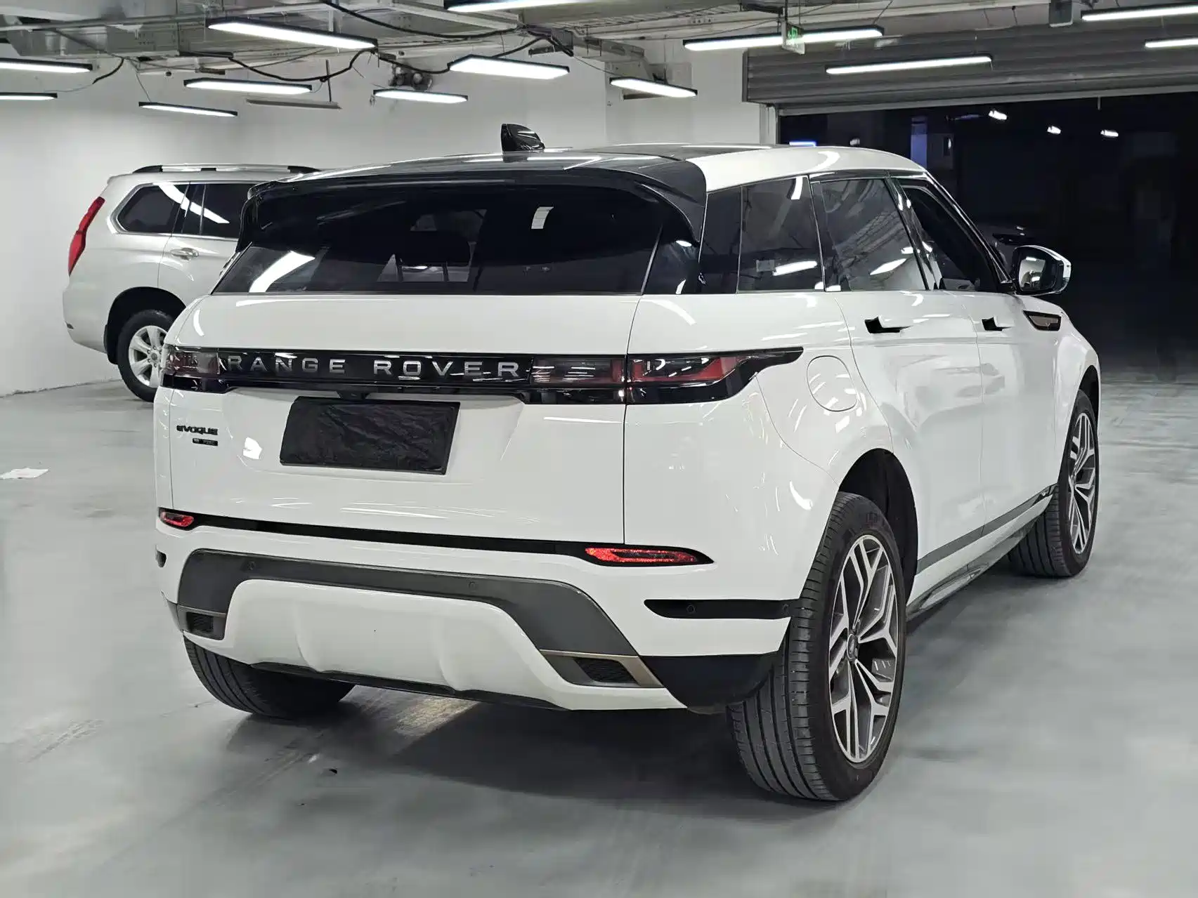 Фото 4 - Land Rover Range Rover Evoque