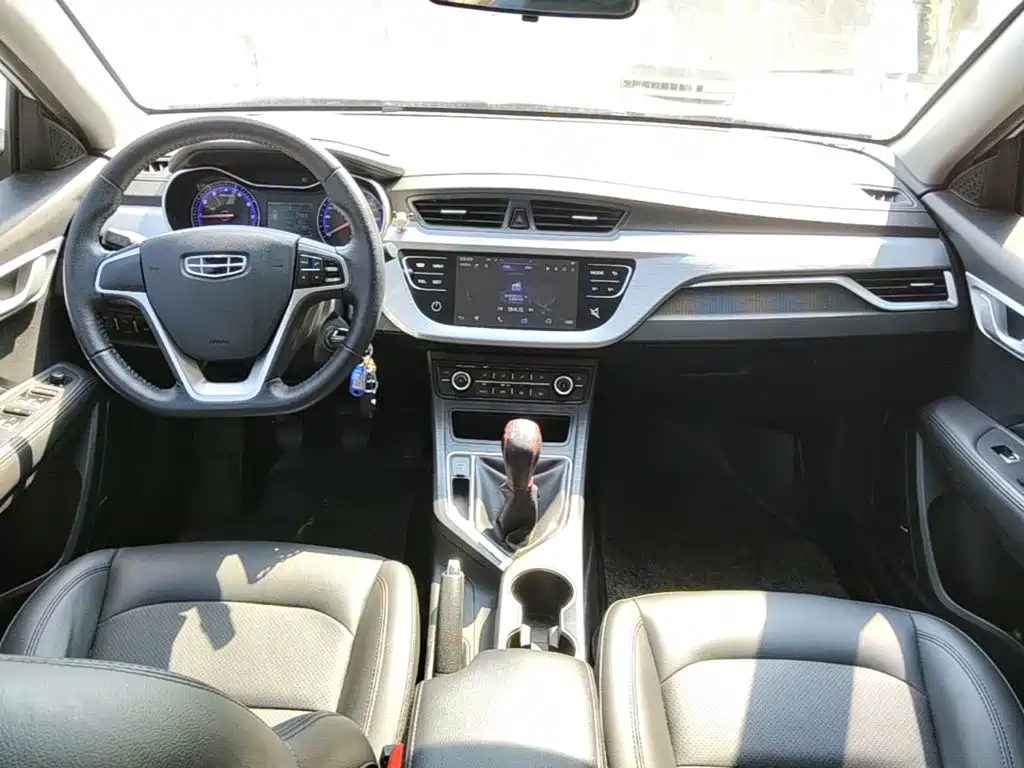 Фото 10 - Geely Vision
