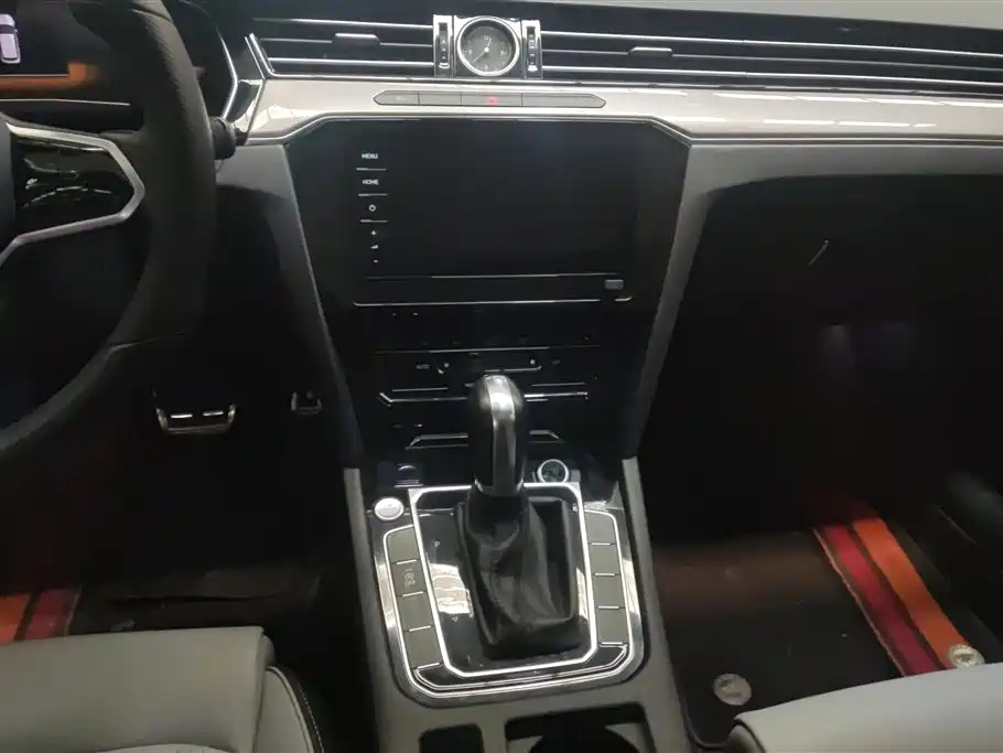 Volkswagen Magotan 2023 2 Million Units Anniversary Edition 330TSI DSG Leading Type фото 13