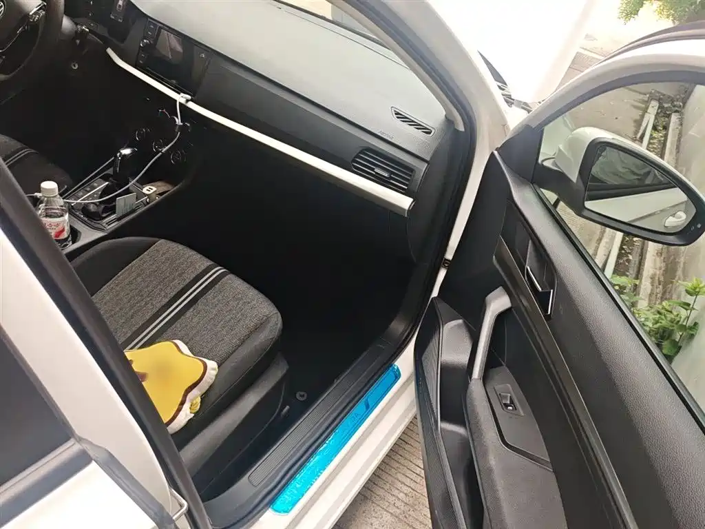 Volkswagen VW Lavida EV 2019 Premium Edition фото 20