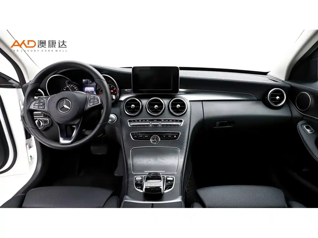 Mercedes-Benz C-Class 2016 C 180 L Sport фото 5