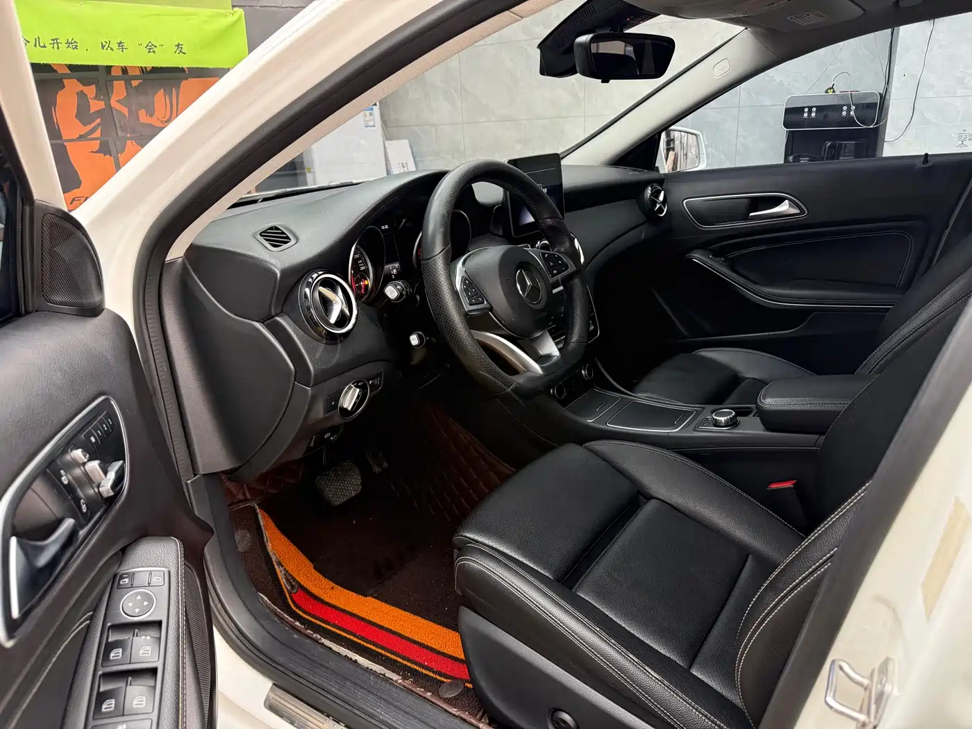 Mercedes-Benz GLA 2019 GLA 200 Dynamic фото 4