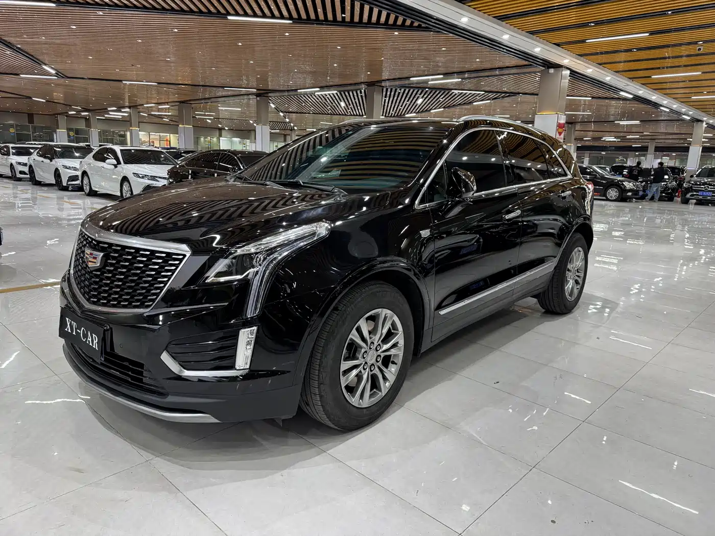 CADILLAC XT5