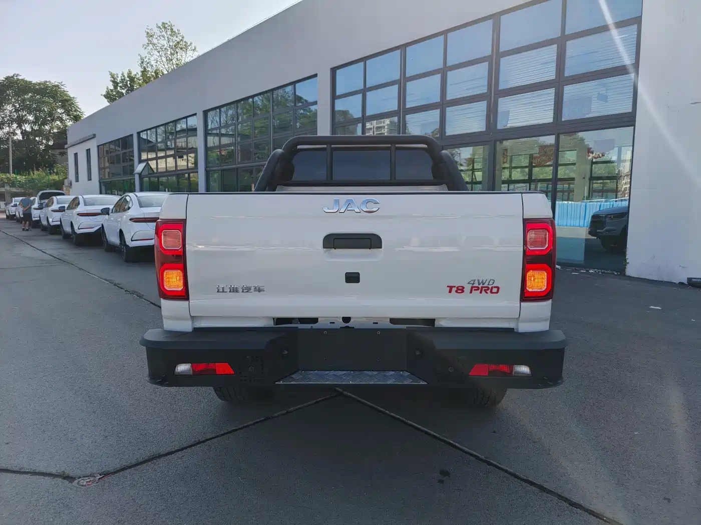 JAC Motors JAC T8 2026 2025 2.0T PRO Automatic Diesel 4WD Champion Large Double Cab