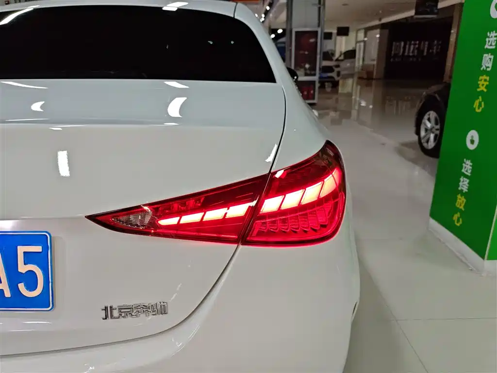 Mercedes-Benz C-Class 2024 Facelift III C 260 L Sport фото 8