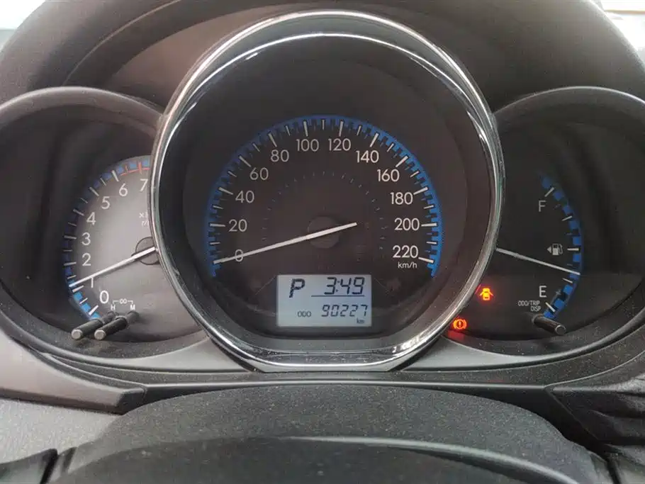 Toyota Vios 2017 1.5L CVT Pioneer фото 14