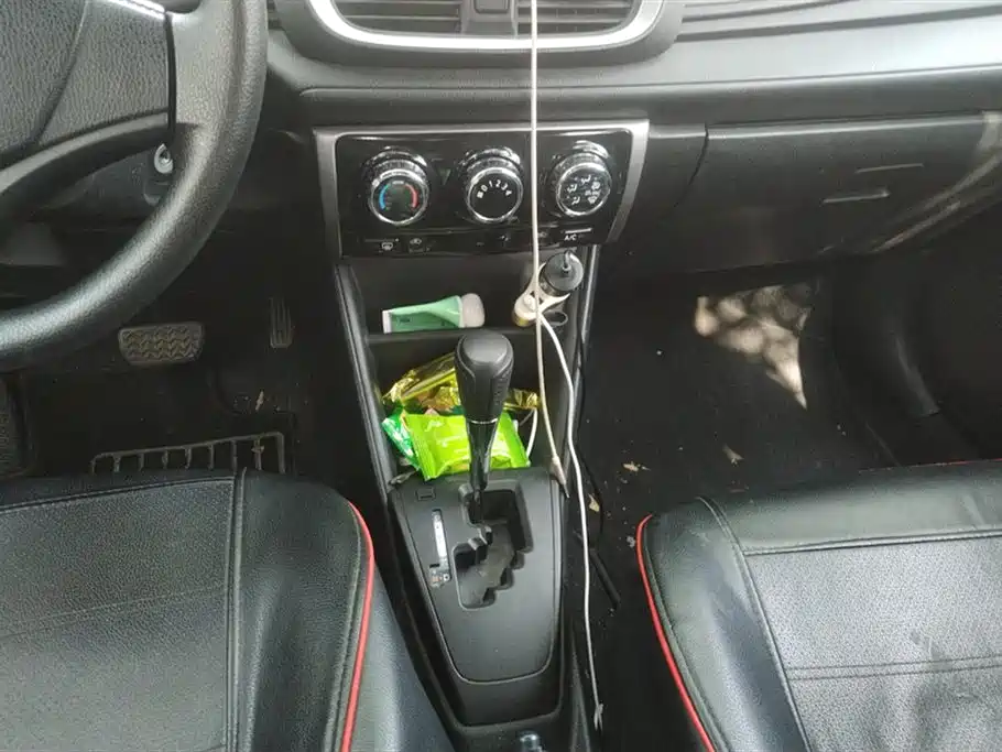 Toyota Vios 2017 1.5L CVT Pioneer фото 16