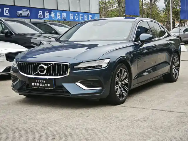 VOLVO S60