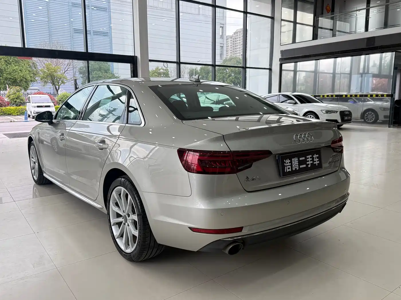 Audi A4L 2018 30th Anniversary 40 TFSI Progressive фото 4