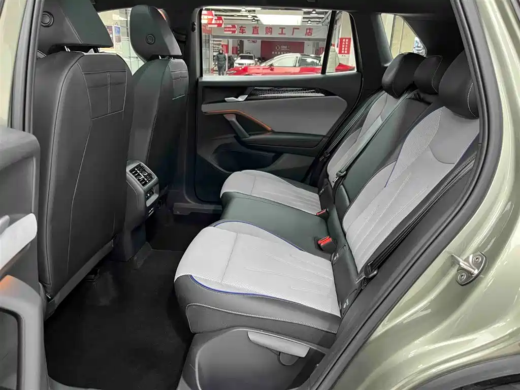 Volkswagen Tayron 2025 Model Tayron L 380TSI 4WD Luxury Easy Package фото 14