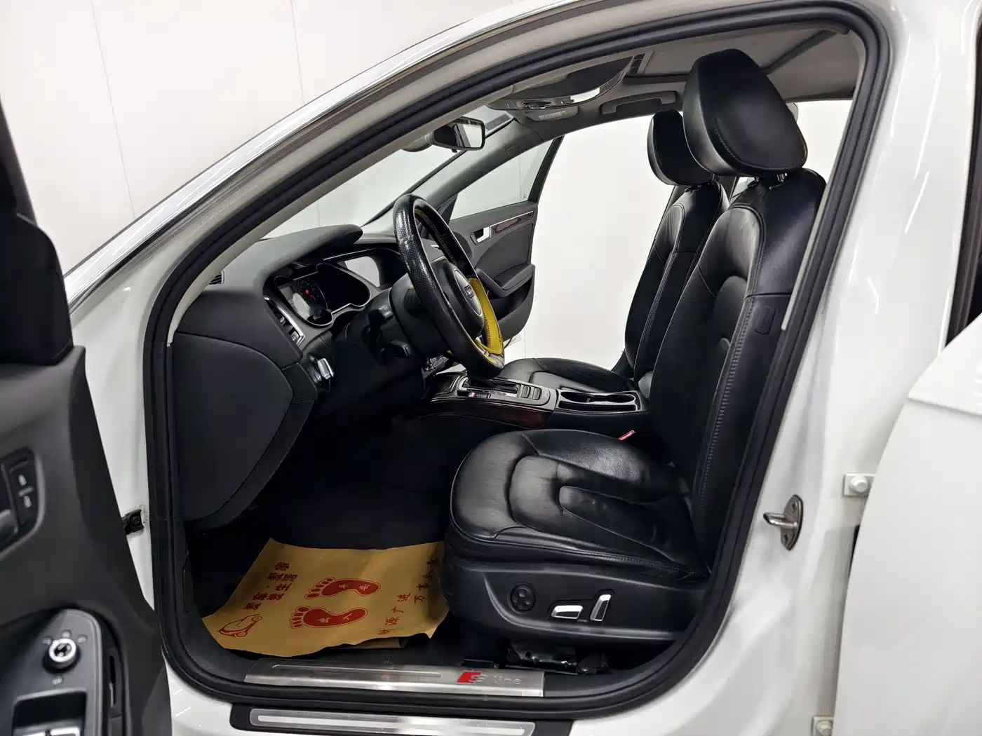 Audi A4L 2015 35 TFSI Auto Comfort фото 11