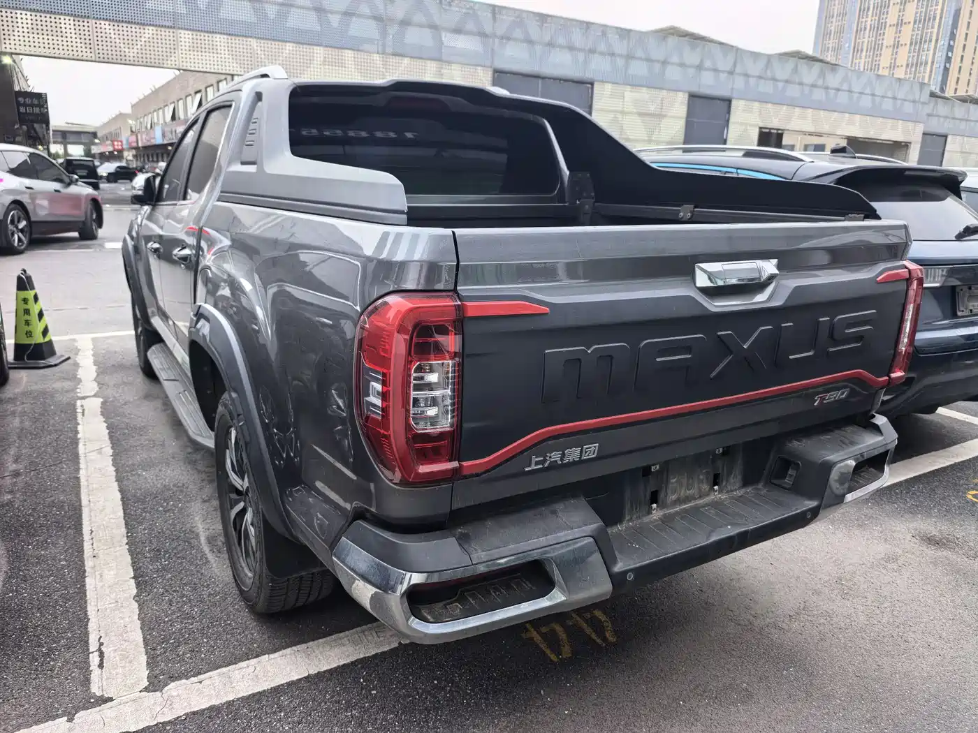 SAIC Maxus Maxus T90 2021 2.0T Twin-Turbo Auto 2WD High Chassis Luxury Standard Bed фото 4