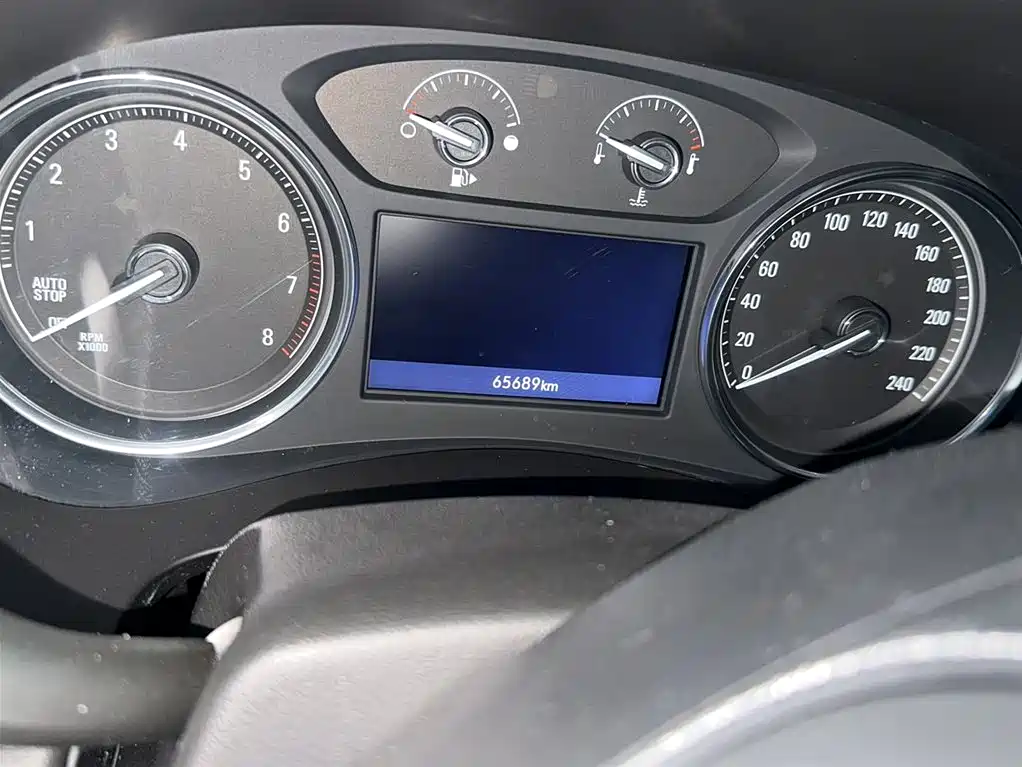 BUICK LACROSSE