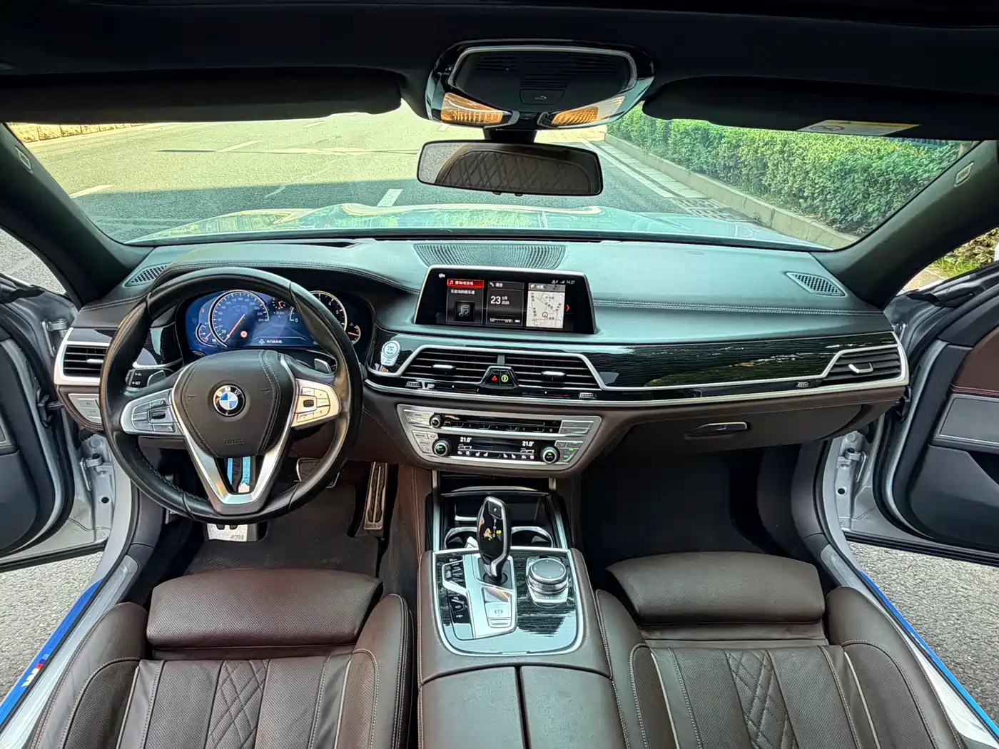 BMW 7 Series 2018 730Li Premium Type M Sport Package фото 18