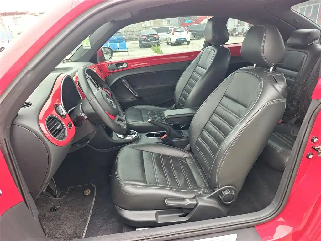 Volkswagen Beetle 2015 280TSI фото 15
