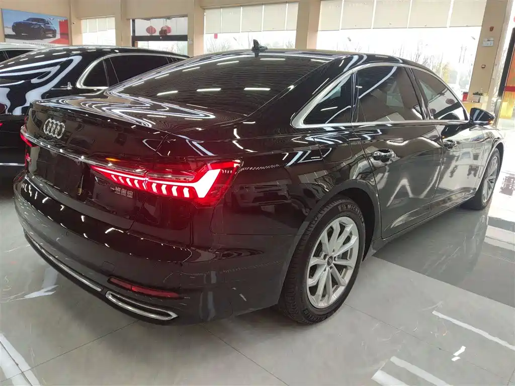 Audi A6L 2022 40 TFSI Luxury Elegance фото 5
